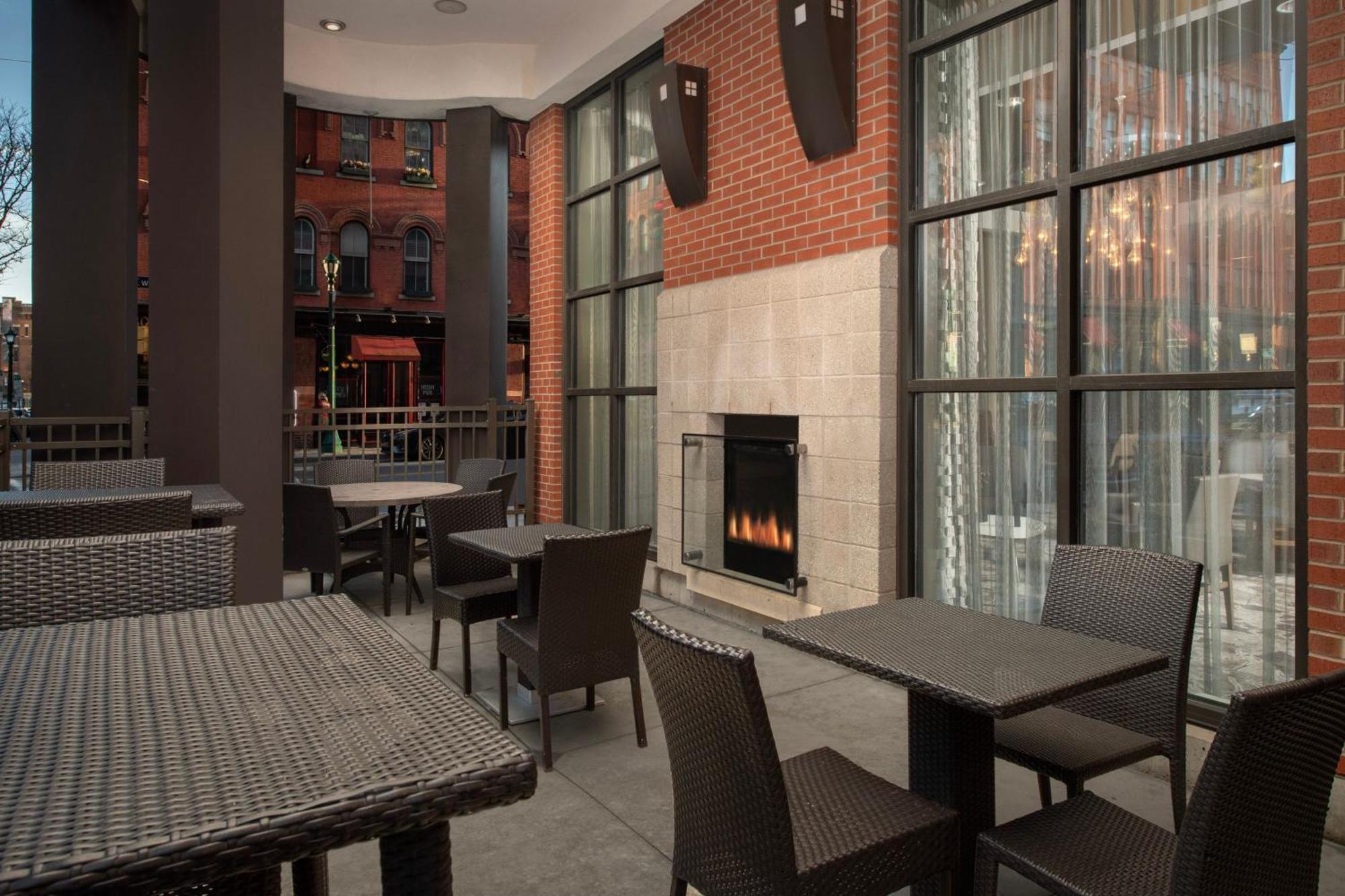 Residence Inn By Marriott Syracuse Downtown At Armory Square Exterior foto